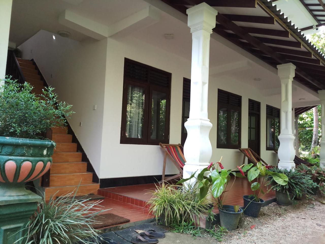 Hostal Piumi House Dikwella Sur Exterior foto
