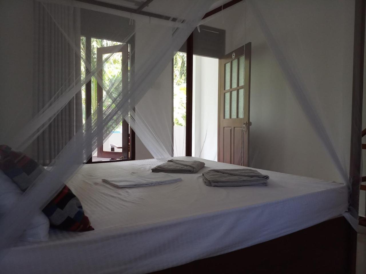 Hostal Piumi House Dikwella Sur Exterior foto