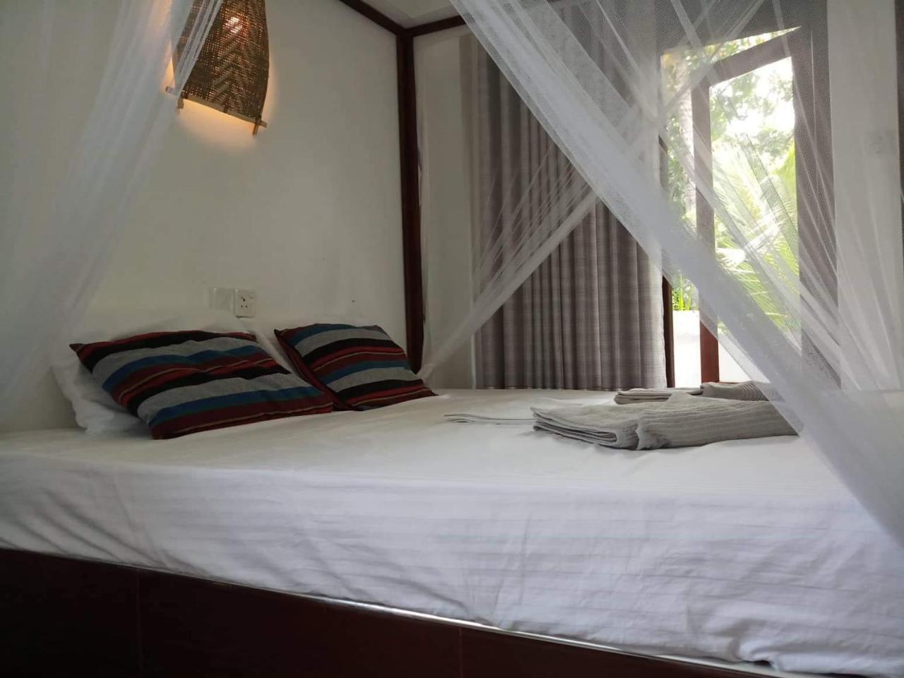 Hostal Piumi House Dikwella Sur Exterior foto